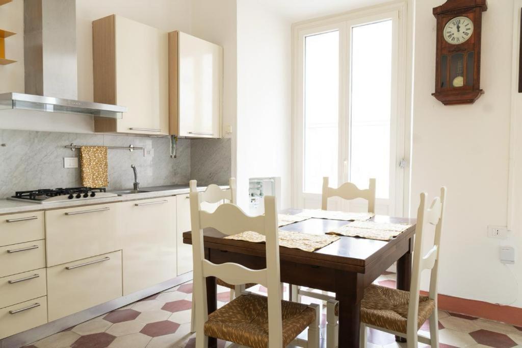 Anita, Centro Storico Apartment ปิซา ภายนอก รูปภาพ